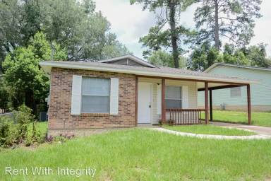 Main picture of 528 W 5th Ave