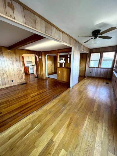 Main picture of 136 Manet Ave