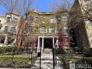 Main picture of 5713 N Kenmore Ave