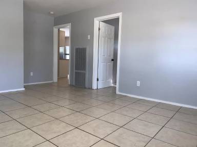 Main picture of 2038 16th St S
