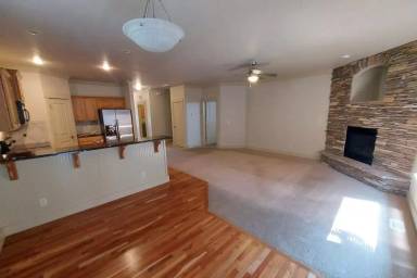 Main picture of 2283 E Powder River St