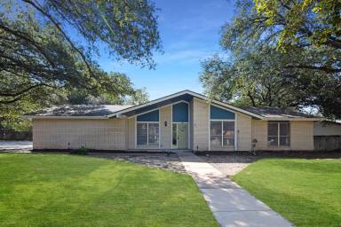 Main picture of 4101 Antelope Trl