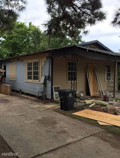Main picture of 2720 Wenonah St