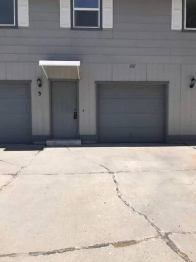 Main picture of 852 Tyler Cir