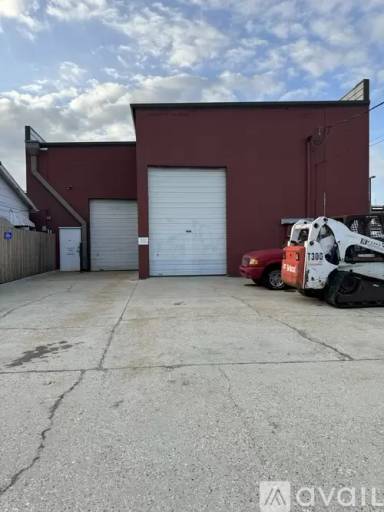 Main picture of 3212 Johnson St