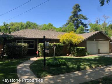 Main picture of 2677 3rd Ave