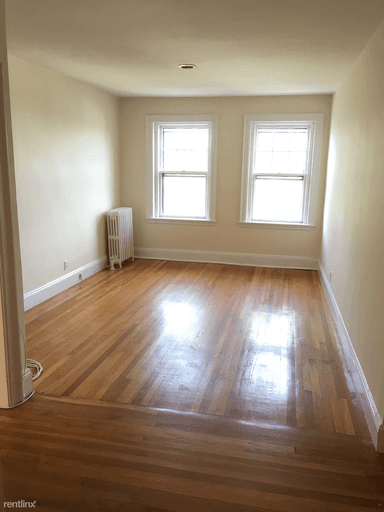 Main picture of 249 Chestnut Hill Ave