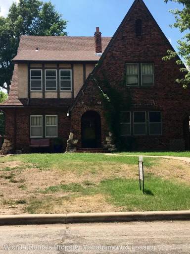 Main picture of 133 N Terrace Dr