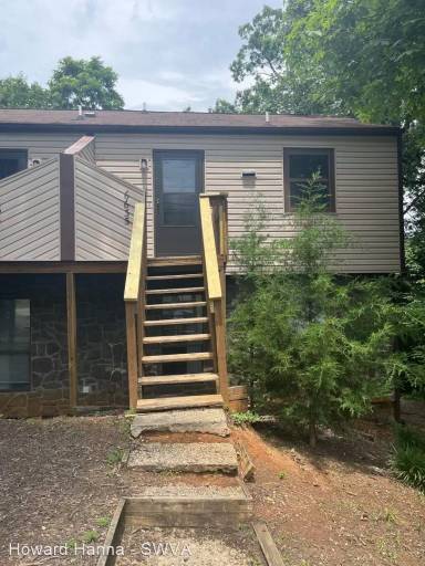 Main picture of 6635 Wood Haven Rd