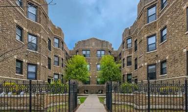 Main picture of 629-39 W Cornelia Ave
