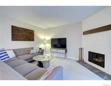 Main picture of 11643 100th Ave NE  B-3  Kirkland WA
