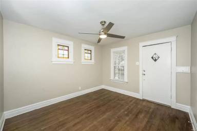 Main picture of 7052 Lindenwood Pl