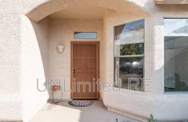 Main picture of 1041 S Vista Grande Dr