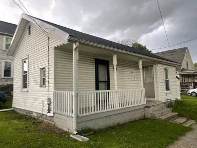 Main picture of 329 N 6th St