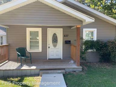 Main picture of 807 S Nettleton Ave