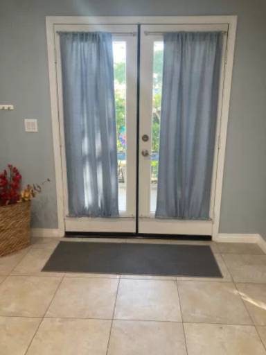 Main picture of 3104 Roia Ln