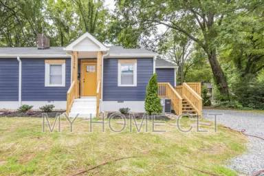 Main picture of 2336 Barry St