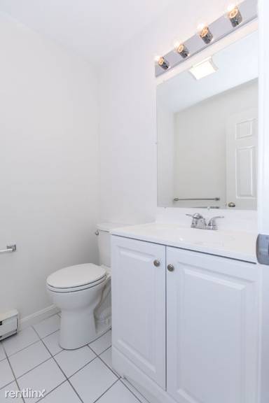 Main picture of 212 Fisher St