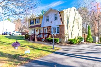 Main picture of 87 Scobie Pond Rd