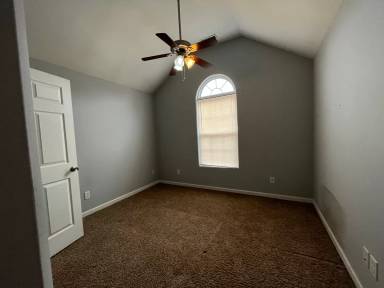 Main picture of 1234 Hetlage Way