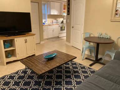 Main picture of 2012 Greenwood St