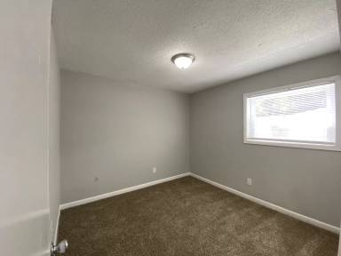 Main picture of 667 W Raines Rd