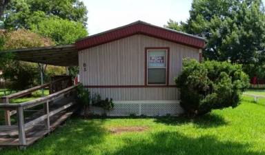Main picture of 3230 S Loop 1604 E