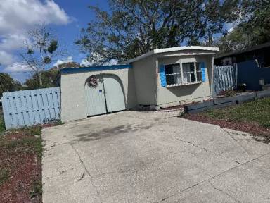 Main picture of 5923 Ashen Ave