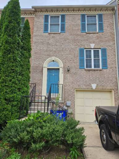 Main picture of 946 Chesney Ln