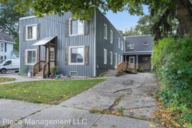 Main picture of 219 N Union St