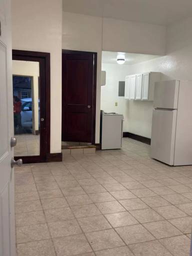 Main picture of 838 S Concord St