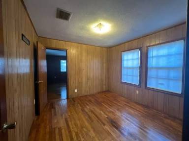 Main picture of 801 Blossom St