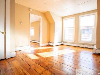 Main picture of 330 Main St