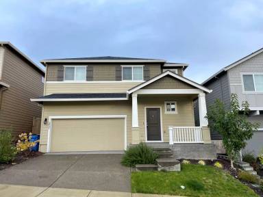 Main picture of 3616 NE Kingbird St