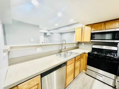 Main picture of 5733 S Calumet Ave