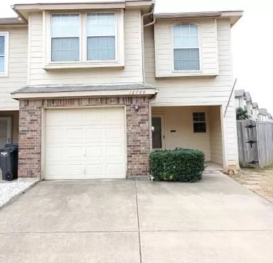 Main picture of 12620 Bay Ave