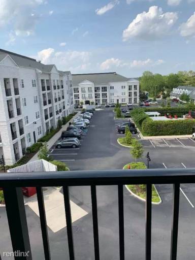 Main picture of The Quarters At Park View