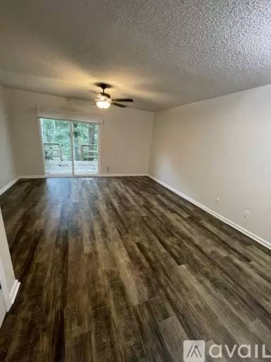 Main picture of 2001 Sanford Dr