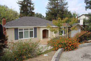 Main picture of 965 Upland Rd