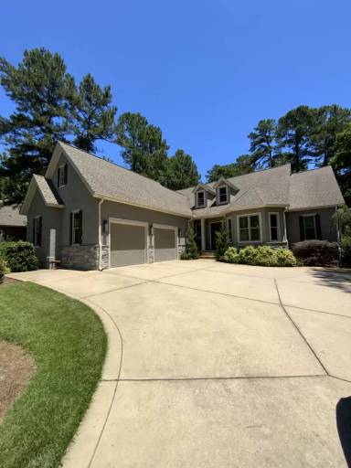 Main picture of 1020 Centennial Post