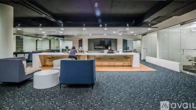 Main picture of 441 E Ontario St