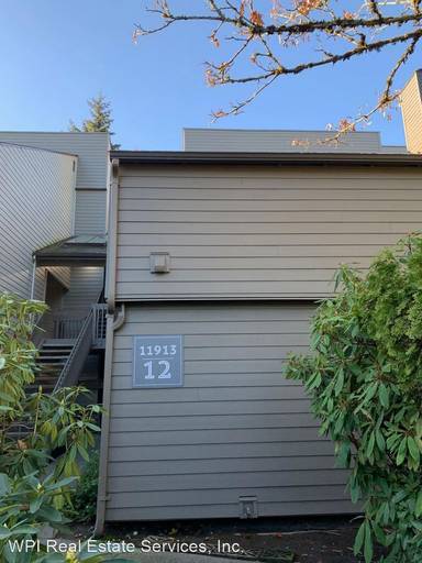 Main picture of 11913 93 Ln Cambridge Pl