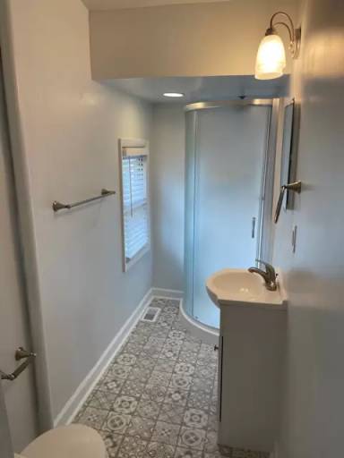 Main picture of 1601 Kenilworth Ave