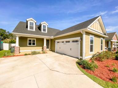 Main picture of 5153 Holly Fern Trce