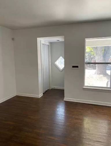 Main picture of 123 Haverhill Dr