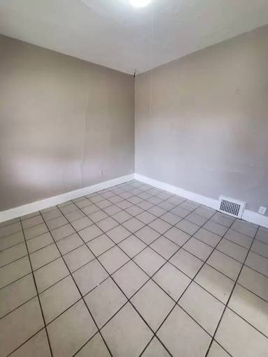 Main picture of 3354 N 26th St