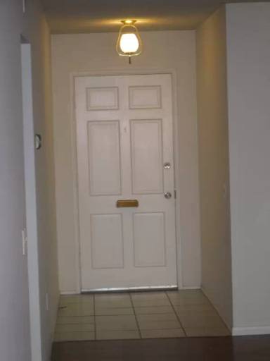 Main picture of 810 E Washington Ave