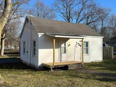 Main picture of 317 E Oakridge Ave