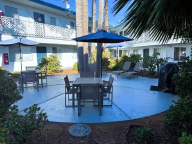 Main picture of 101 W Marquita