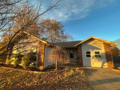 Main picture of 117 New Melville Rd
